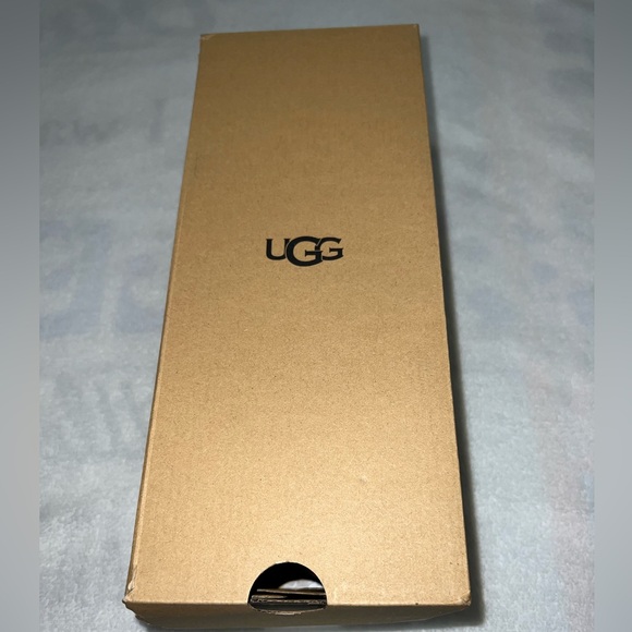 UGG®Pearle UGG plush™Scuff Slipper (Women)
NWB - Picture 10 of 13